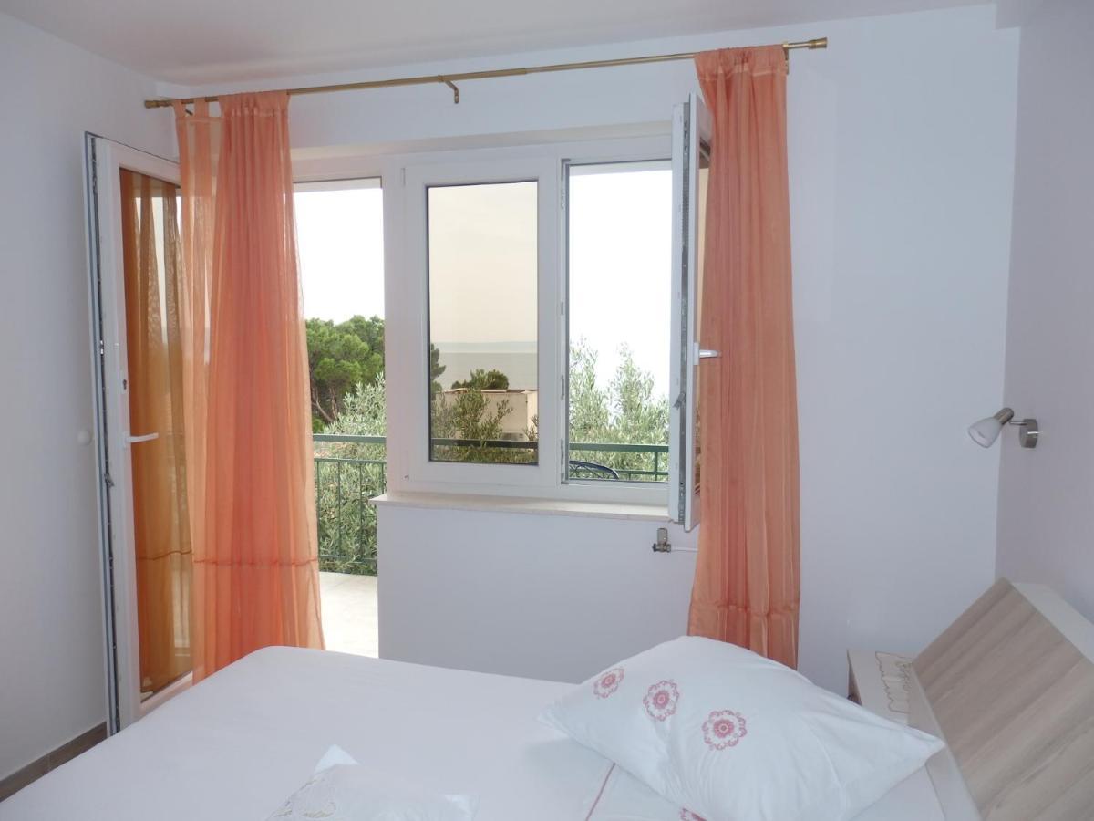 Apartmani Stipan Brela Exterior photo